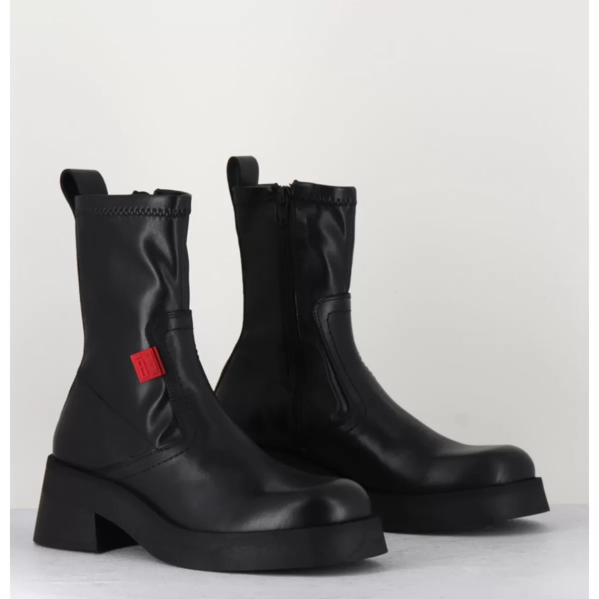 Garrice Oliana Black Boots Shop